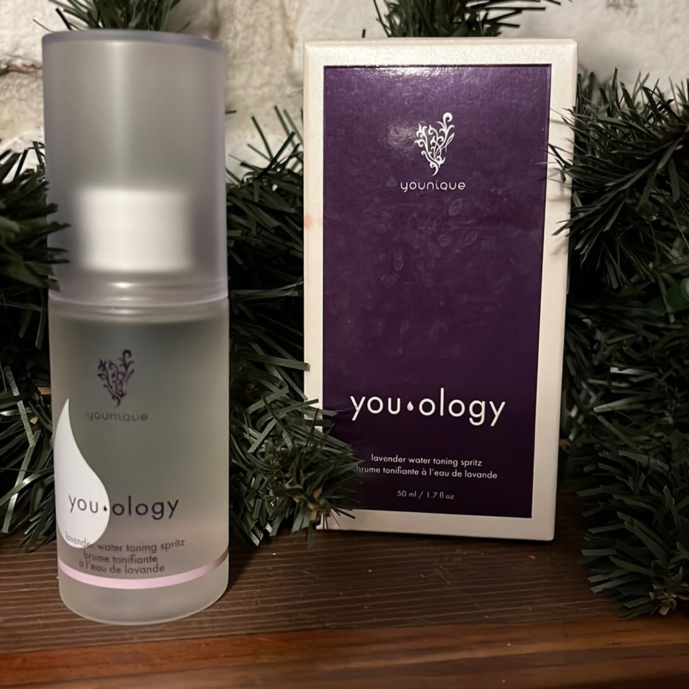Younique Lavendar Water Toning Spritz